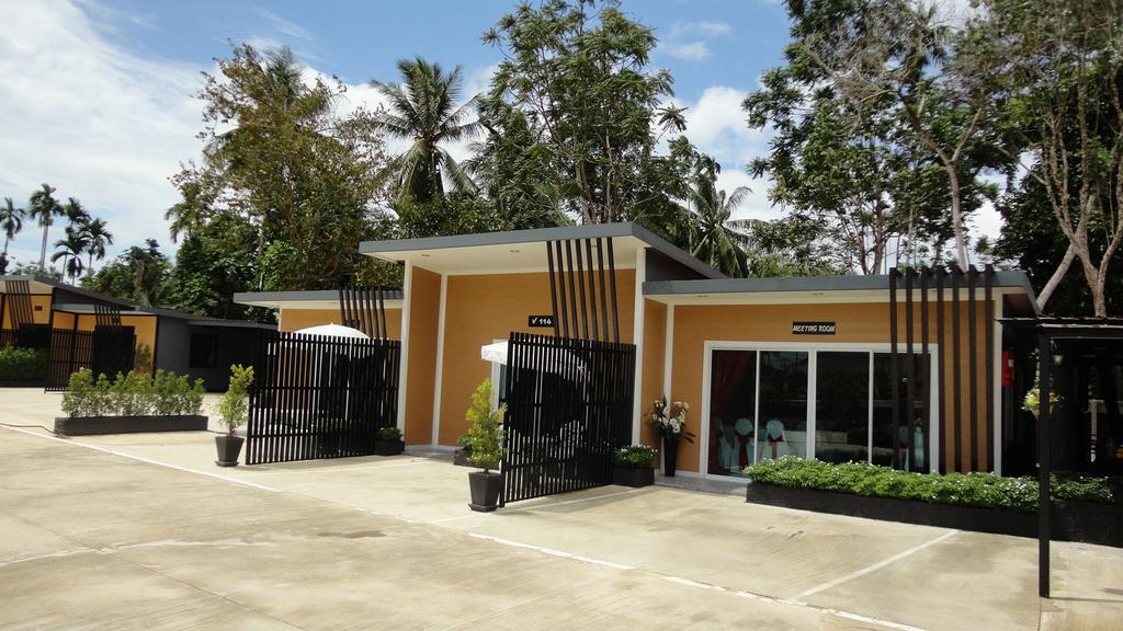 Love You Resort Chumphon Ngoại thất bức ảnh